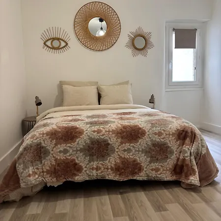 T2 4 Pers Renove Au Coeur Du Centre Historique Place De La Liberation *